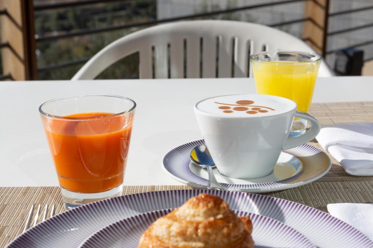 Cramim By Isrotel Exclusive Kiryat Anavim Bagian luar foto A typical breakfast in Spain